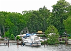 Pichelsee, Sportbootanlage des märkischen Ruderclubs an der nördlichen Zufahrt zum Wannsee : Motorboot